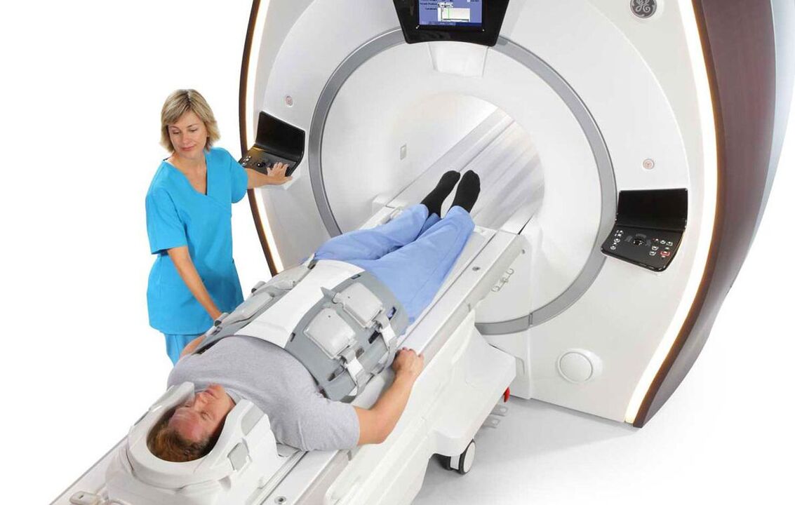 MRI gūžas sāpēm